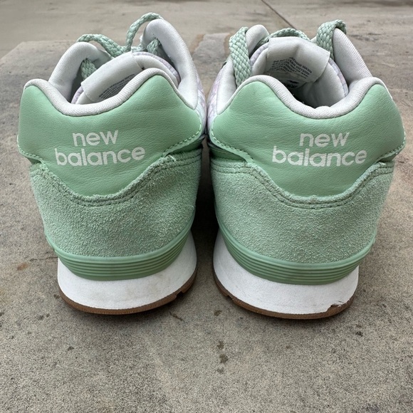 New Balance 574 Women's Running Lace-up Sneakers Size 5 READ - Picture 4 of 11